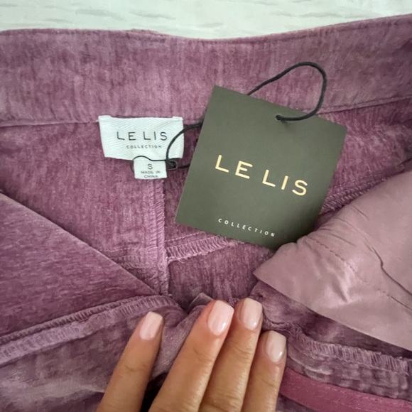 Le Lis Velour pink/purple skirt size small. - Picture 4 of 4